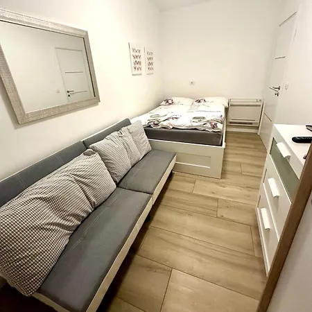 Nikola Apartmani Crikvenica Exterior photo